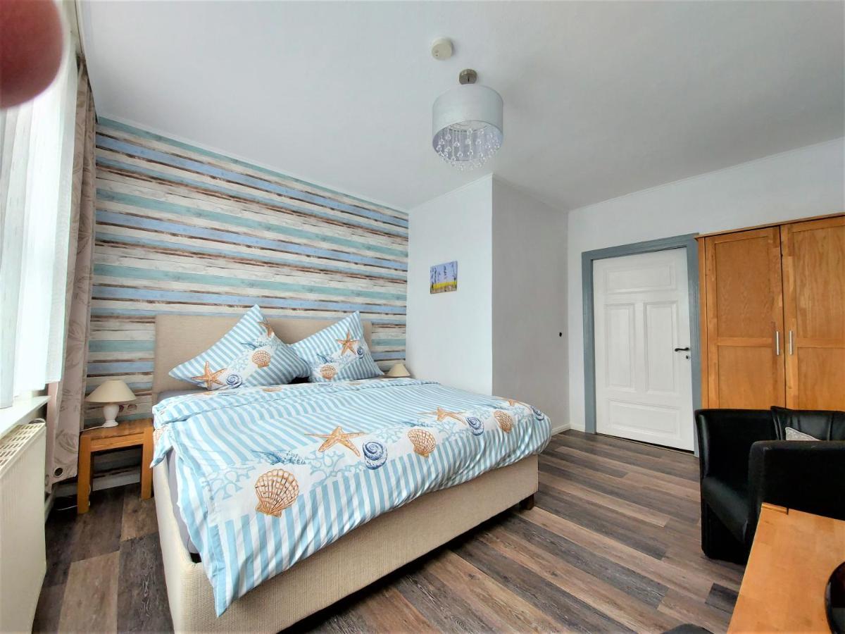 Backbord Und Steuerbord Apartment ซาสนิทซ์ ภายนอก รูปภาพ